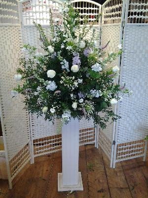 Pedestal Arrangement