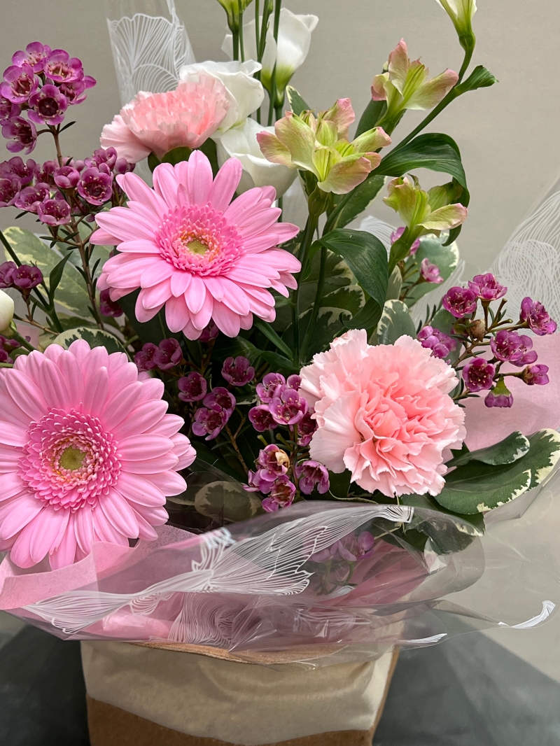 MOTHERS BAG OF FLOWERS