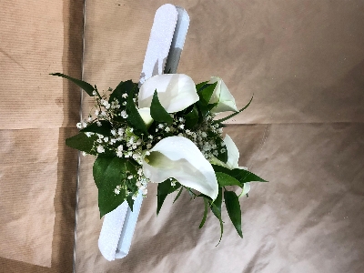 Cala Lily Classic Corsage