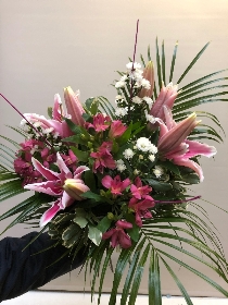 FLORISTS CHOICE HAND TIED PRETY IN PINK